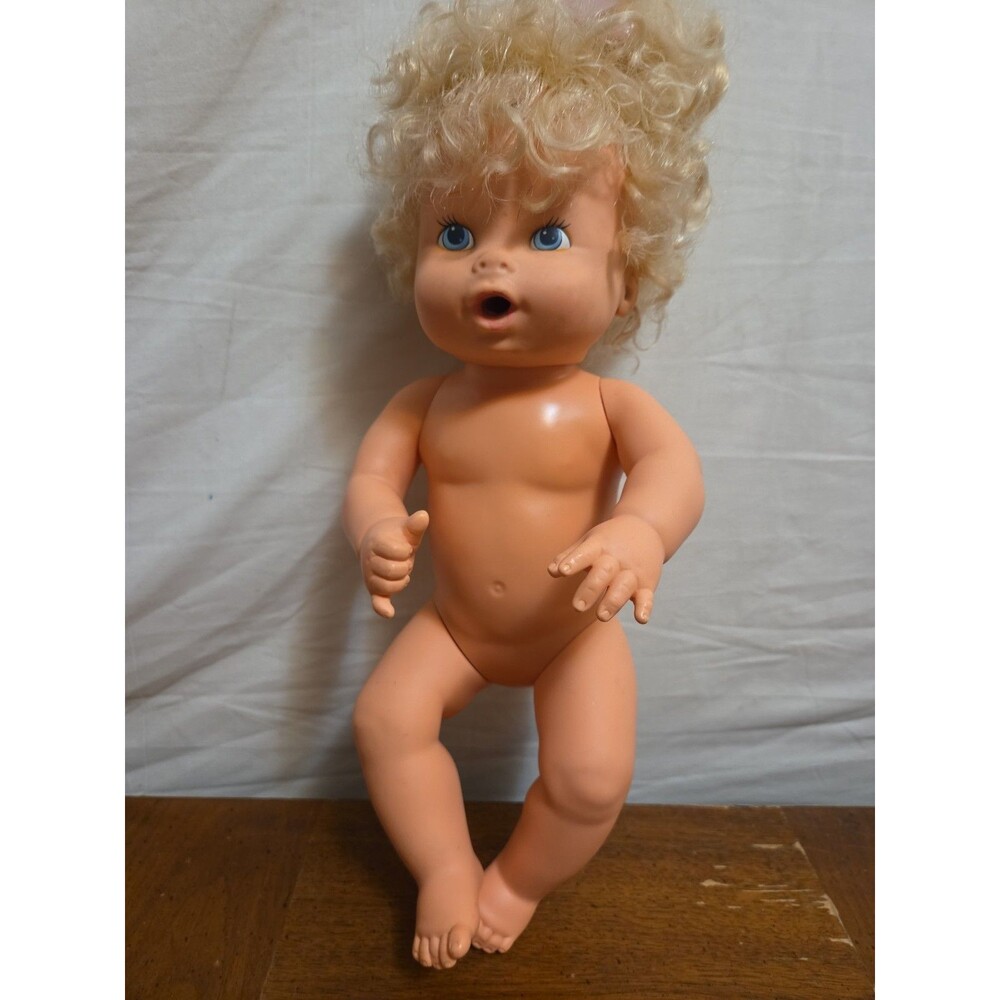 Kenner Baby Alive Doll Sucks Thumb Blond Hair Blue Eyes Tested Works VTG 1990s